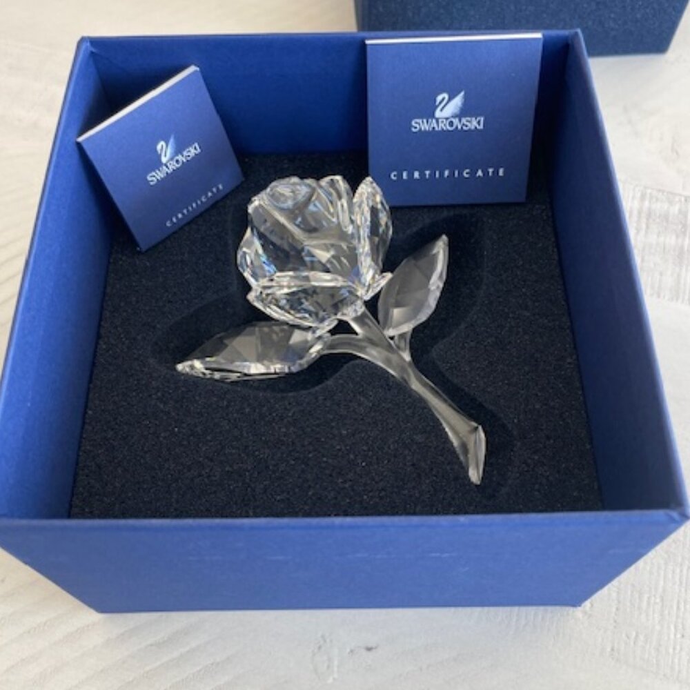 SWAROVSKI ROSE BLOSSOM #0890289 NIB